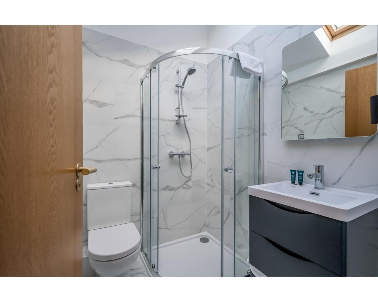 Central Belfast Apartments Pottinger'S Quay Екстер'єр фото