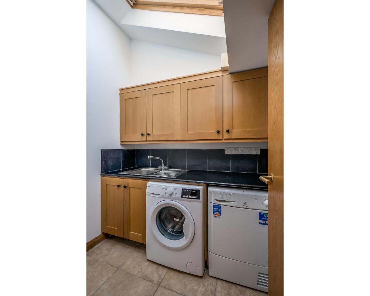 Central Belfast Apartments Pottinger'S Quay Екстер'єр фото