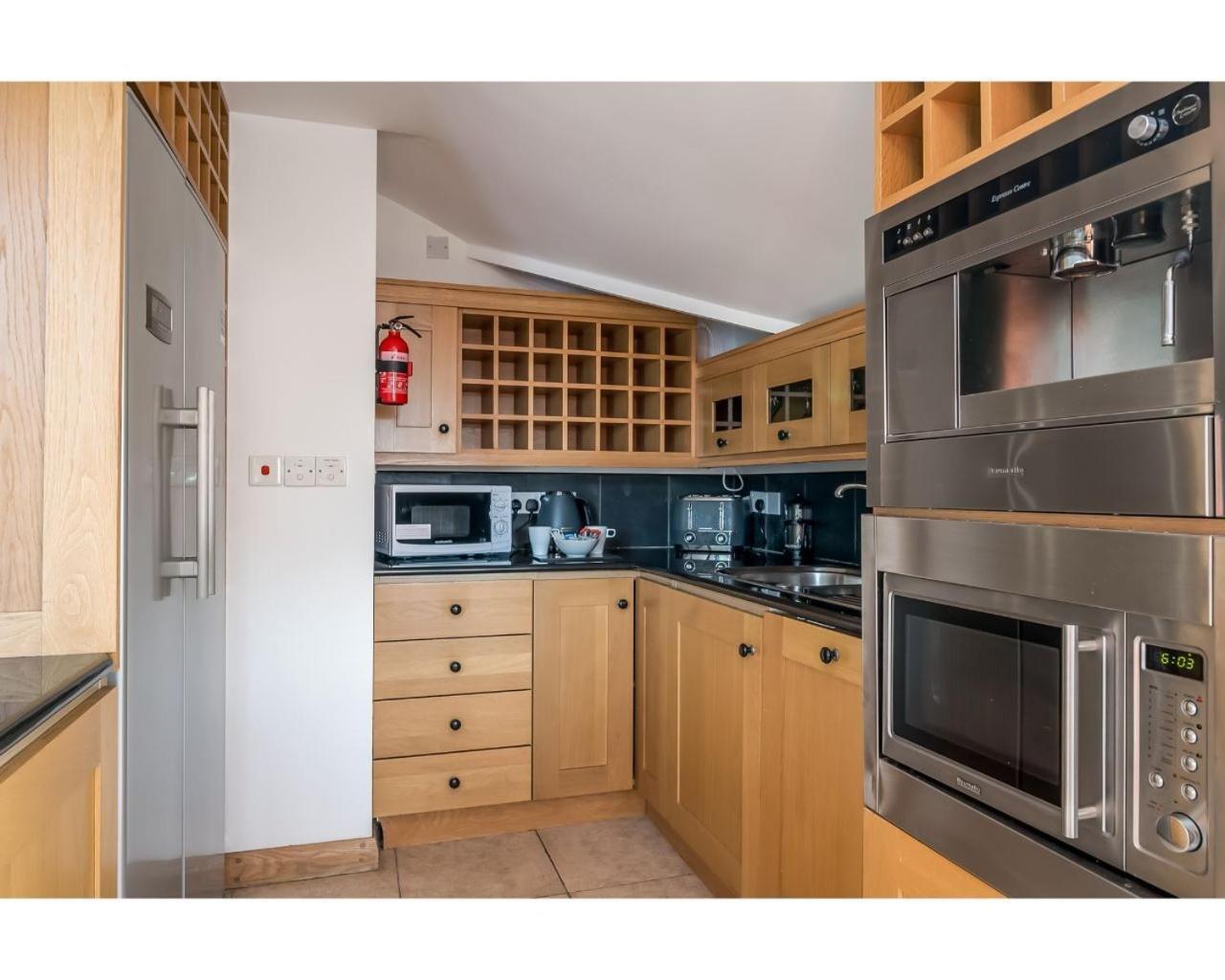 Central Belfast Apartments Pottinger'S Quay Екстер'єр фото