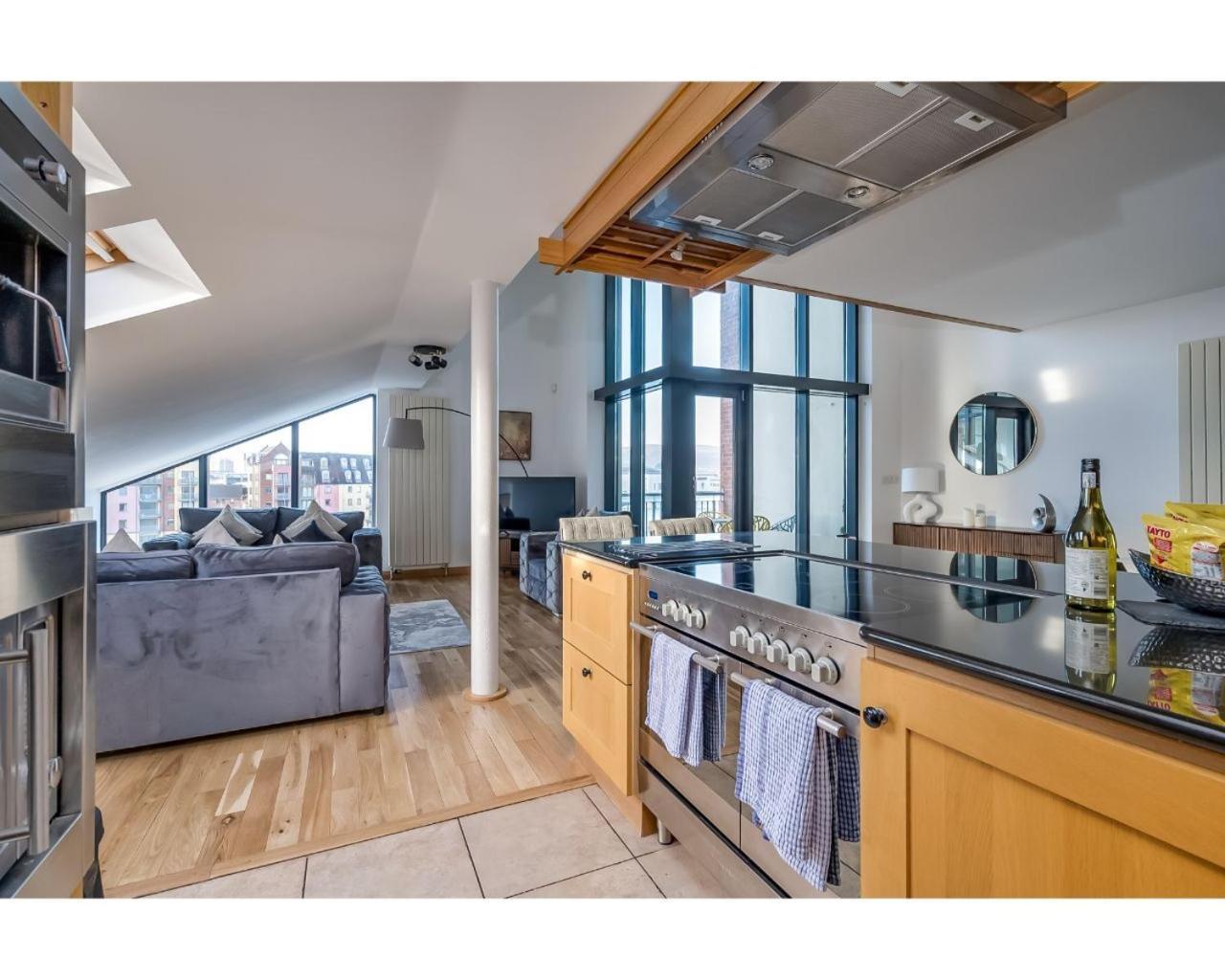 Central Belfast Apartments Pottinger'S Quay Екстер'єр фото