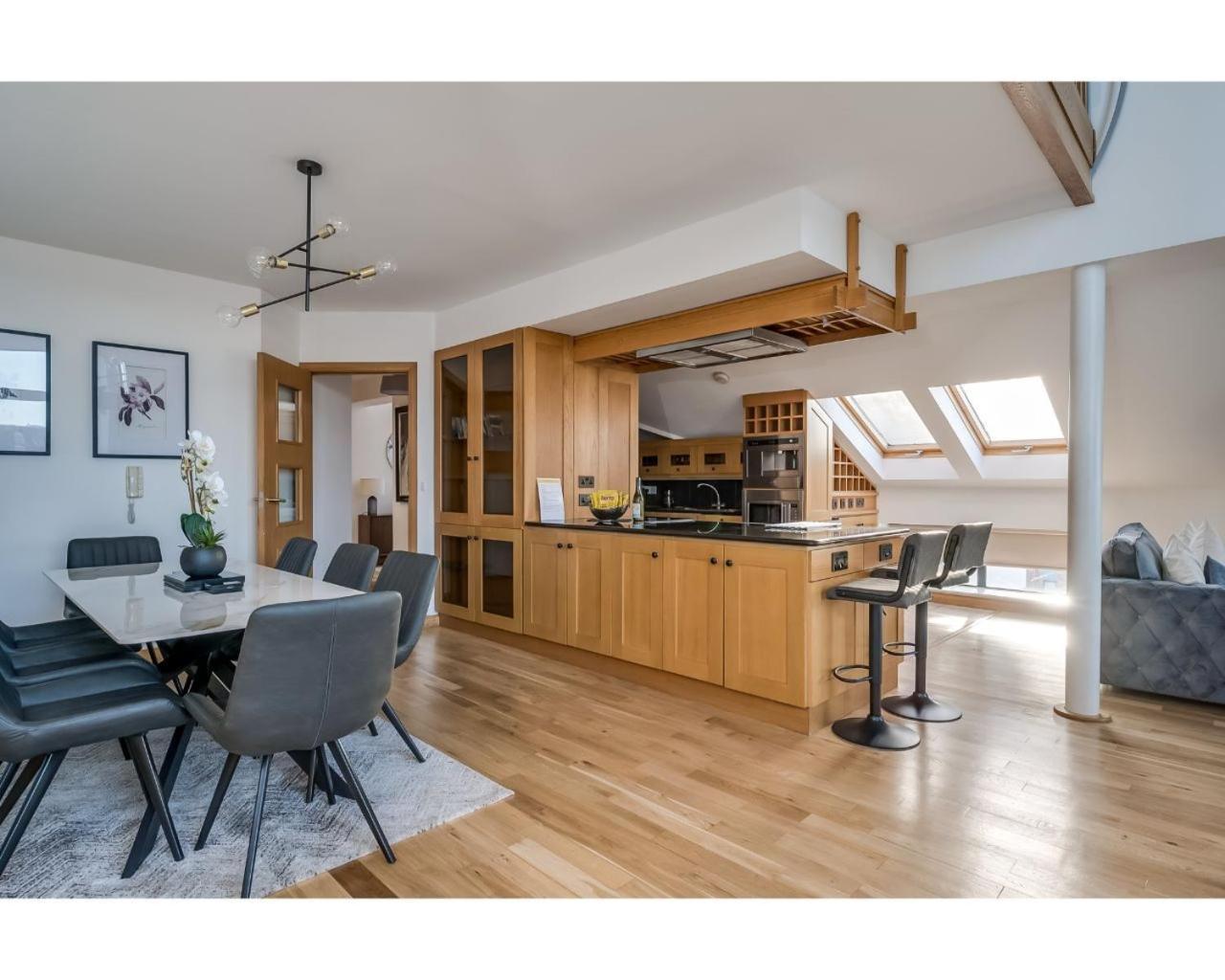 Central Belfast Apartments Pottinger'S Quay Екстер'єр фото