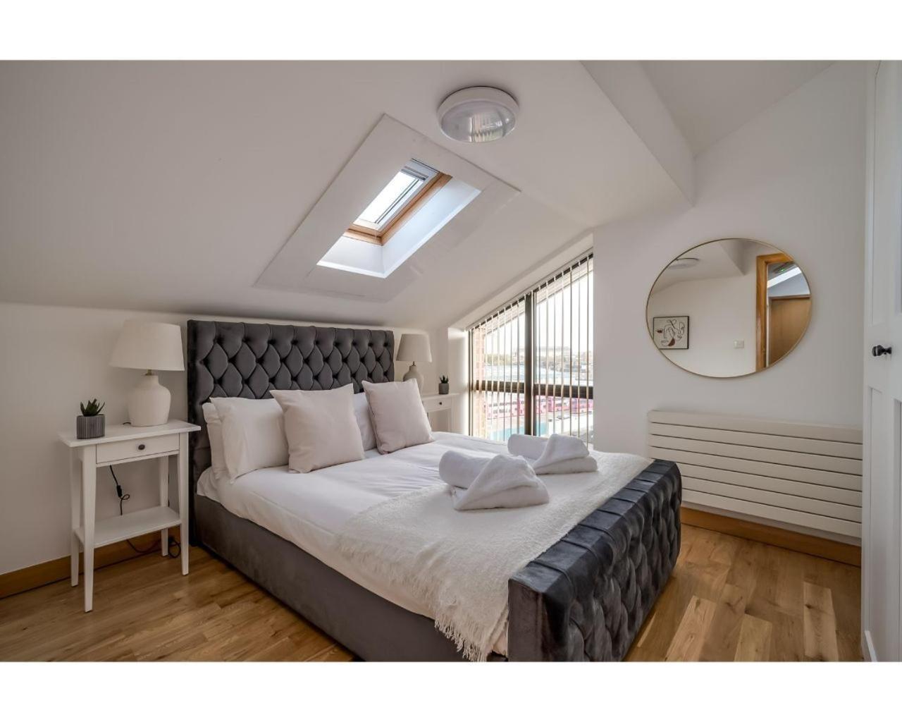 Central Belfast Apartments Pottinger'S Quay Екстер'єр фото