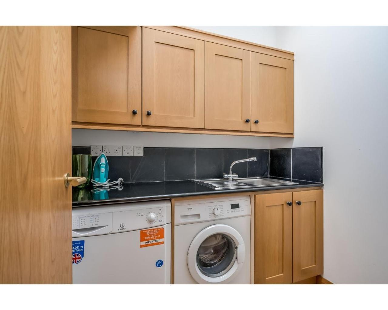 Central Belfast Apartments Pottinger'S Quay Екстер'єр фото
